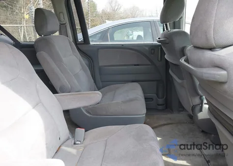 2006 Honda Odyssey Ex z USA, uszkodzony, nr VIN 5FNRL38416B098974